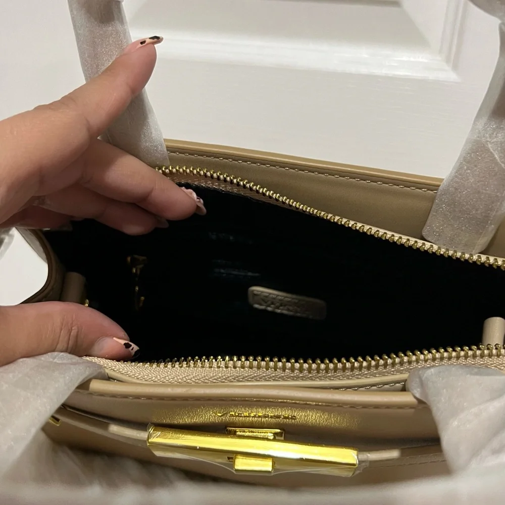 💗 *NEW* Tan Satchel Hand Bag‎